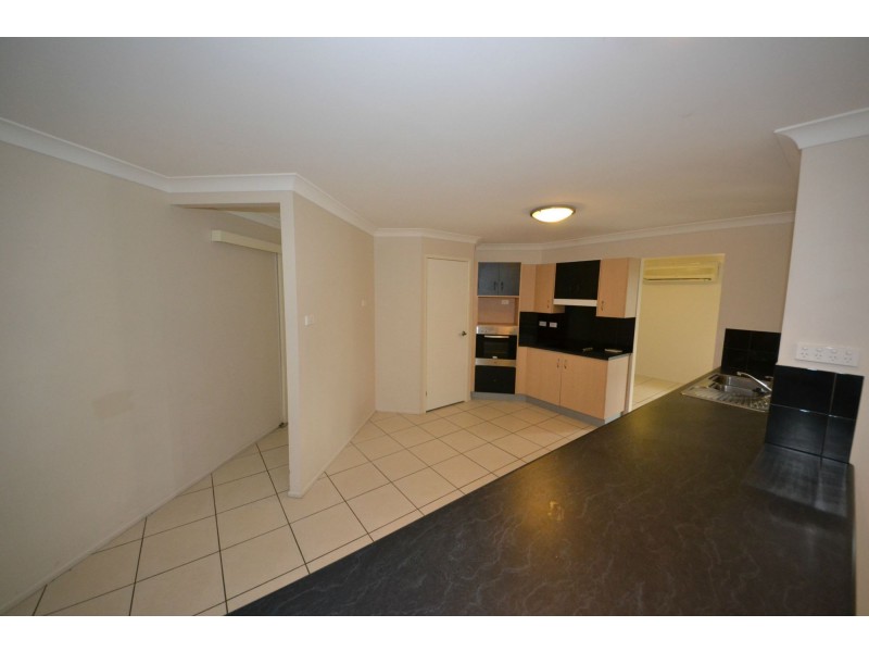 27 Sunrise Crescent, Gracemere QLD 4702