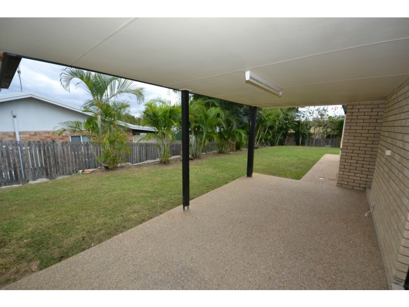 27 Sunrise Crescent, Gracemere QLD 4702