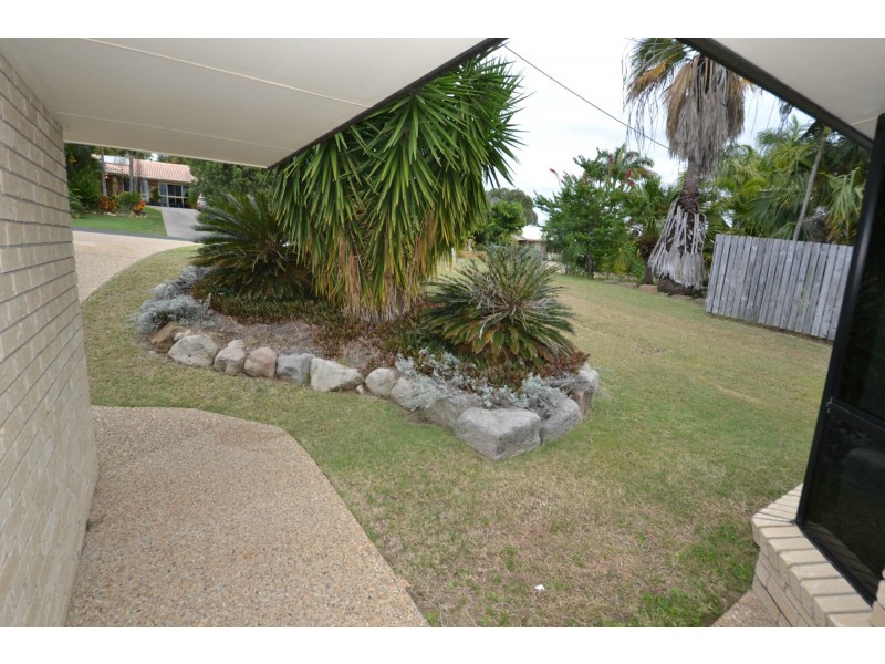 27 Sunrise Crescent, Gracemere QLD 4702