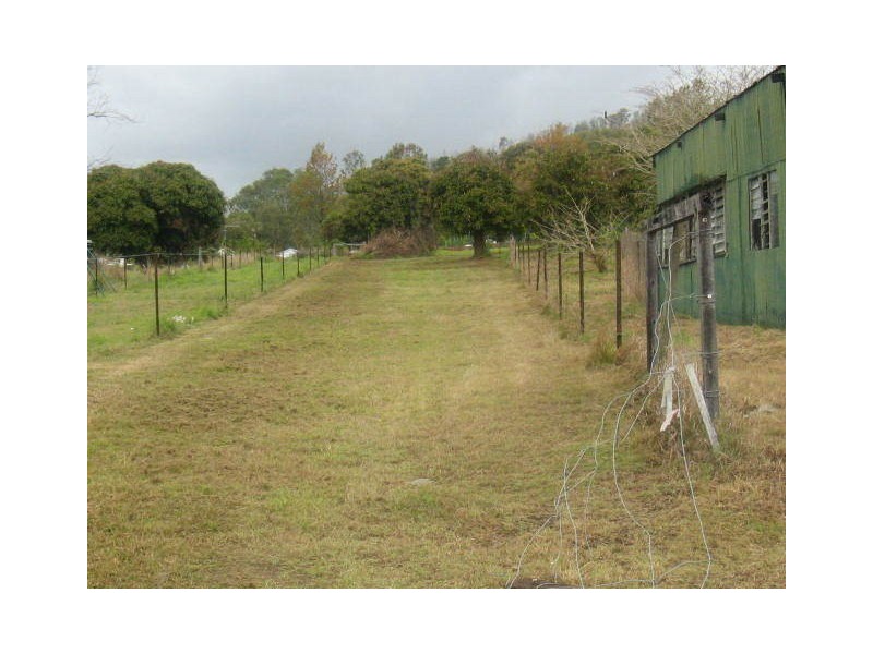 4 Creek Street, Mount Morgan QLD 4714