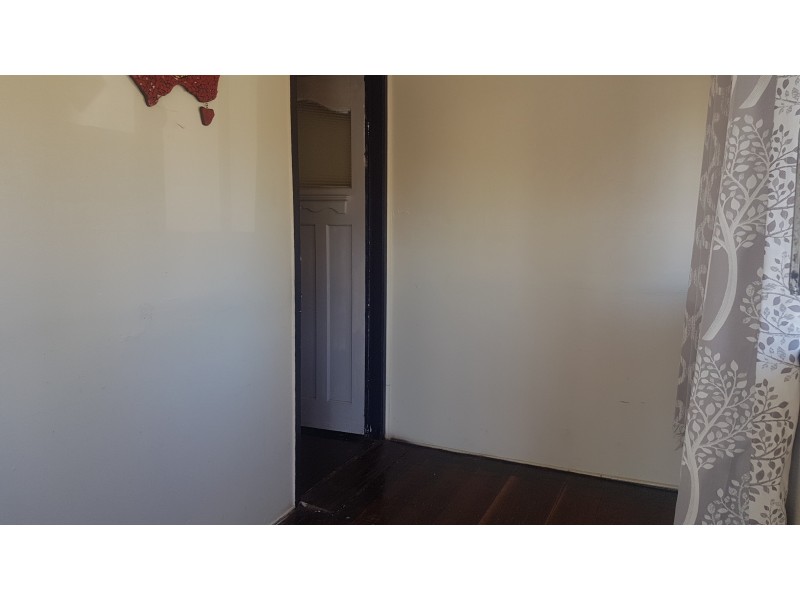 57 Pattison St, Mount Morgan QLD 4714