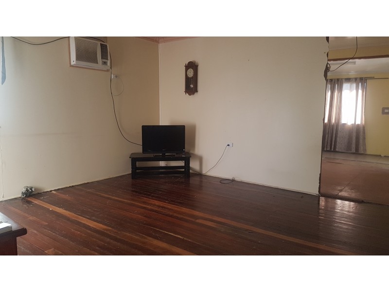 57 Pattison St, Mount Morgan QLD 4714