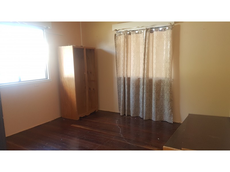 57 Pattison St, Mount Morgan QLD 4714