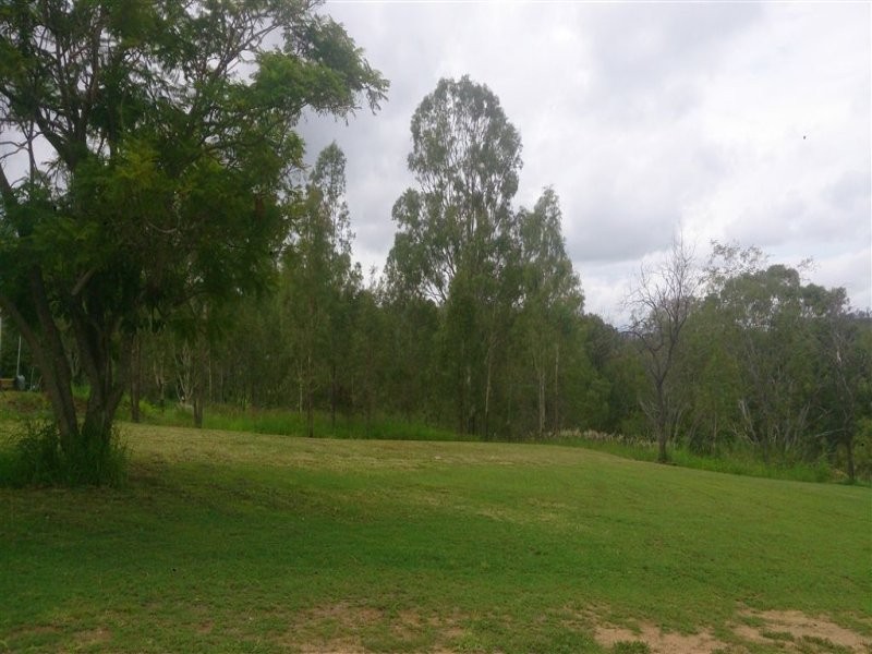 2 School Street, Mount Morgan QLD 4714