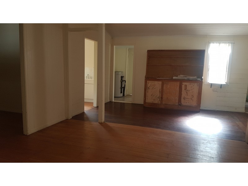 79 River Street, Mount Morgan QLD 4714