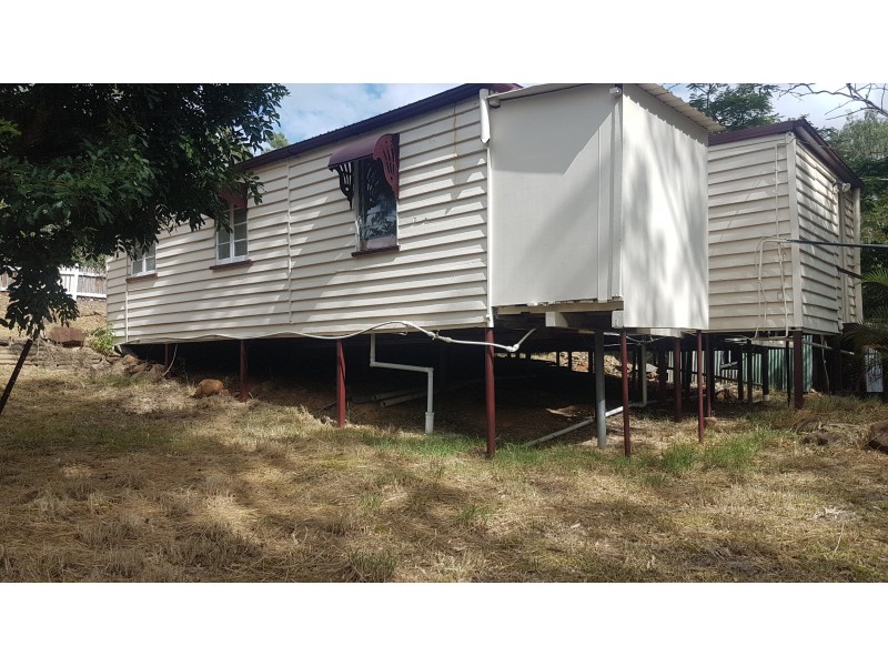 79 River Street, Mount Morgan QLD 4714