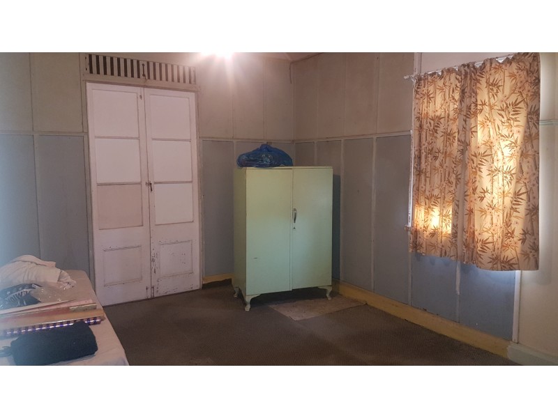 88 James St, Mount Morgan QLD 4714