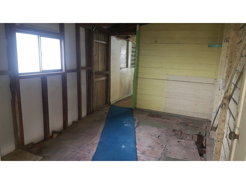 88 James St, Mount Morgan QLD 4714