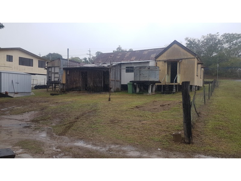 88 James St, Mount Morgan QLD 4714