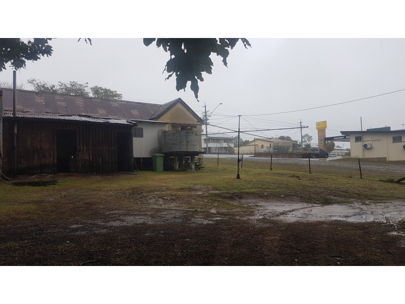 88 James St, Mount Morgan QLD 4714