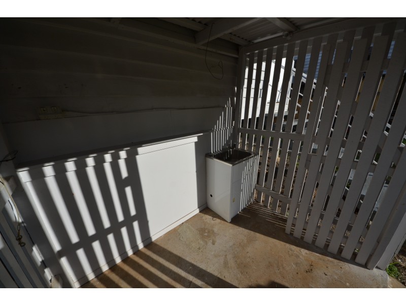 10 James St, Mount Morgan QLD 4714