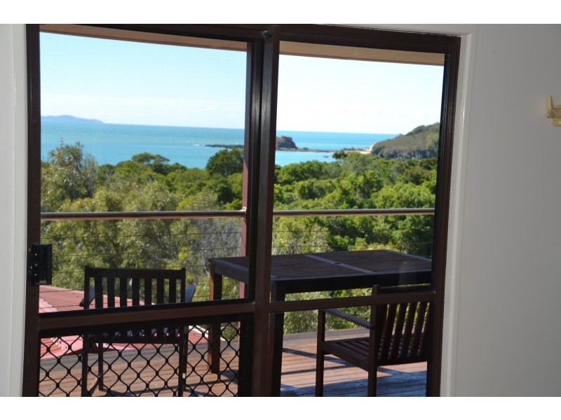 33 Schnapper Dr, Stanage QLD 4702