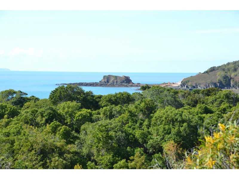 33 Schnapper Dr, Stanage QLD 4702