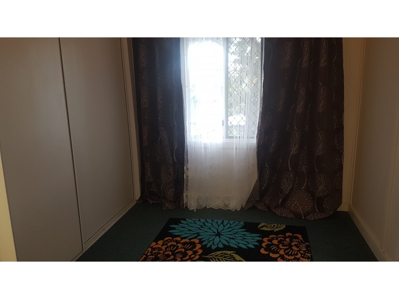 28 West St, Mount Morgan QLD 4714