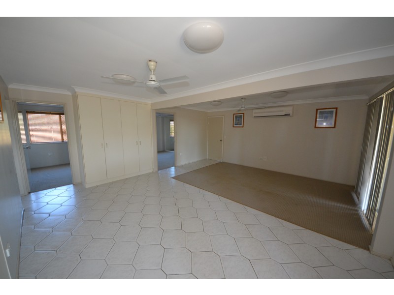 159 Somerset Rd, Gracemere QLD 4702