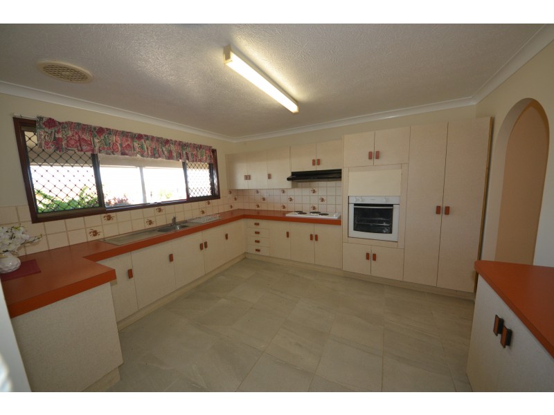 3 Justin St, Gracemere QLD 4702