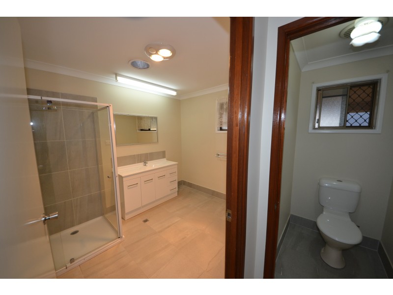 3 Justin St, Gracemere QLD 4702