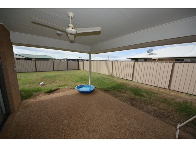 8 Belltrees Avenue, Gracemere QLD 4702
