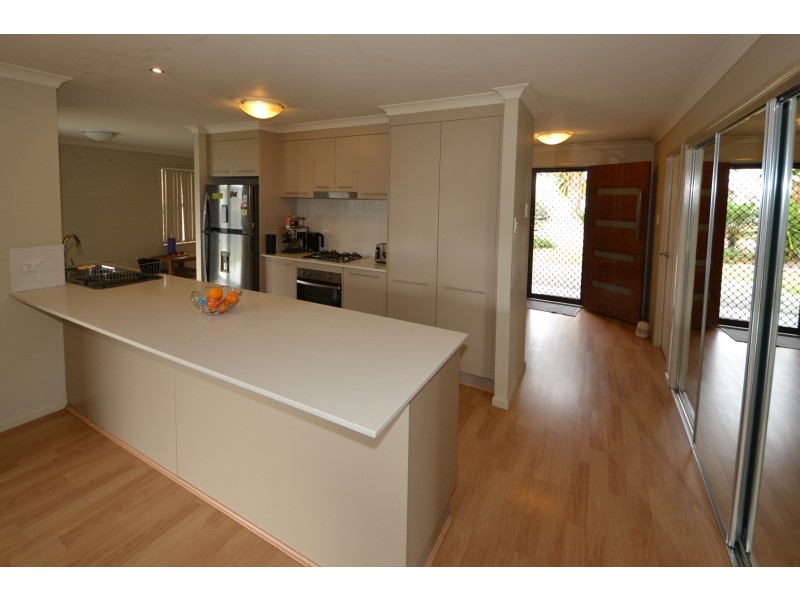 3 Maree Cres, Gracemere QLD 4702
