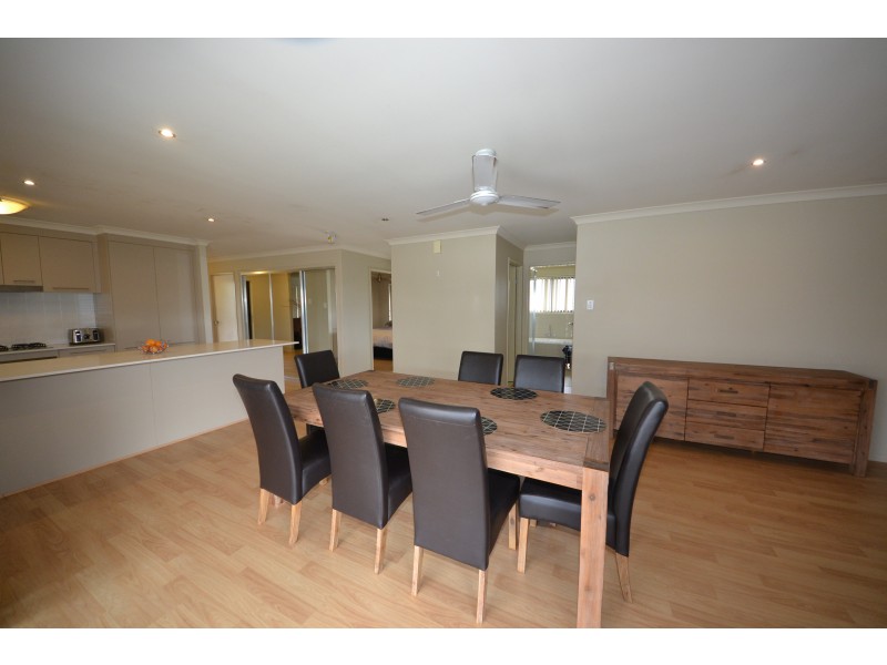 3 Maree Cres, Gracemere QLD 4702