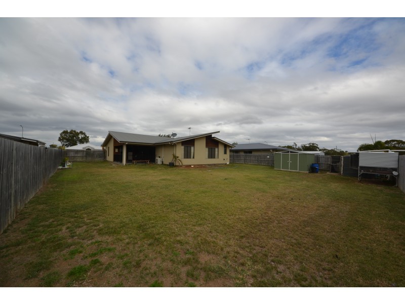 3 Maree Cres, Gracemere QLD 4702