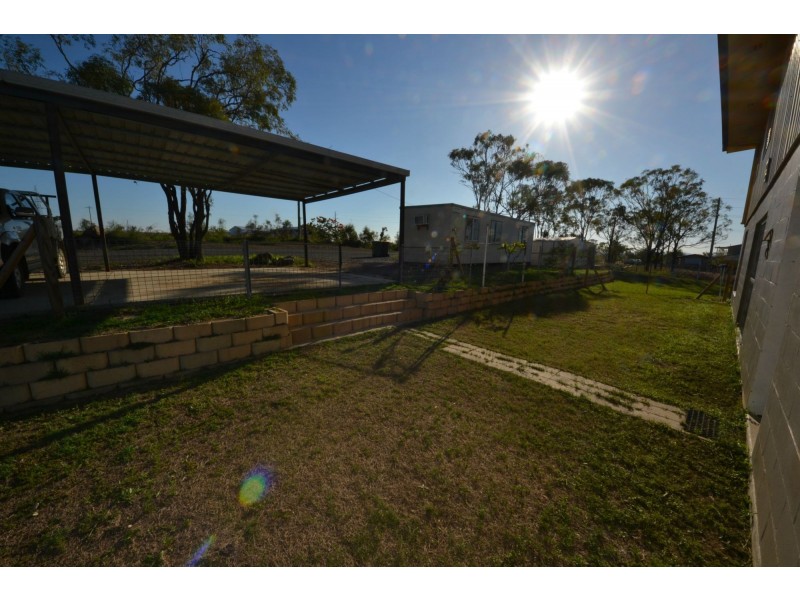 16 Egan Street, Gracemere QLD 4702
