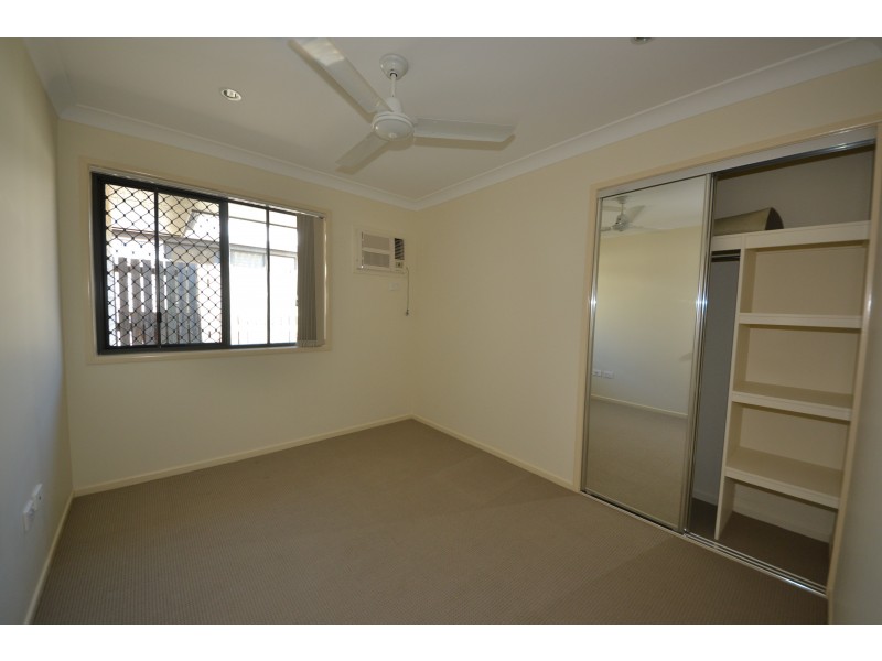 4 Dunnett St, Gracemere QLD 4702