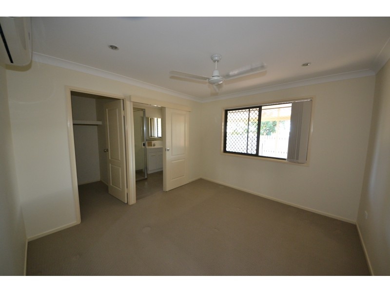 4 Dunnett St, Gracemere QLD 4702