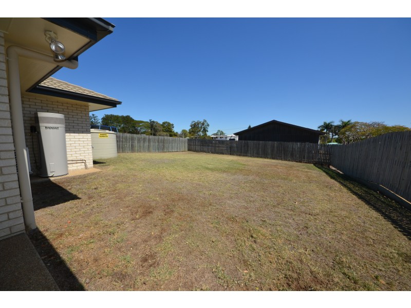 4 Dunnett St, Gracemere QLD 4702
