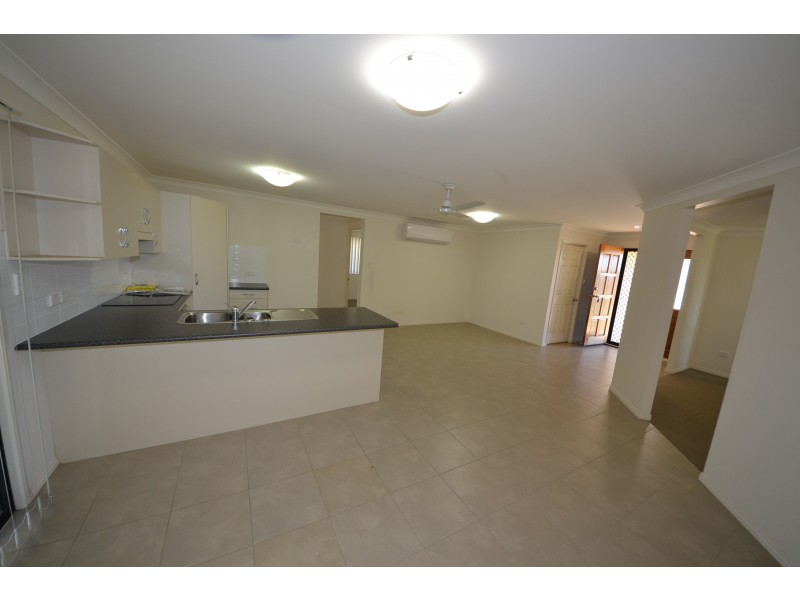 15 Cherryfield Rd, Gracemere QLD 4702