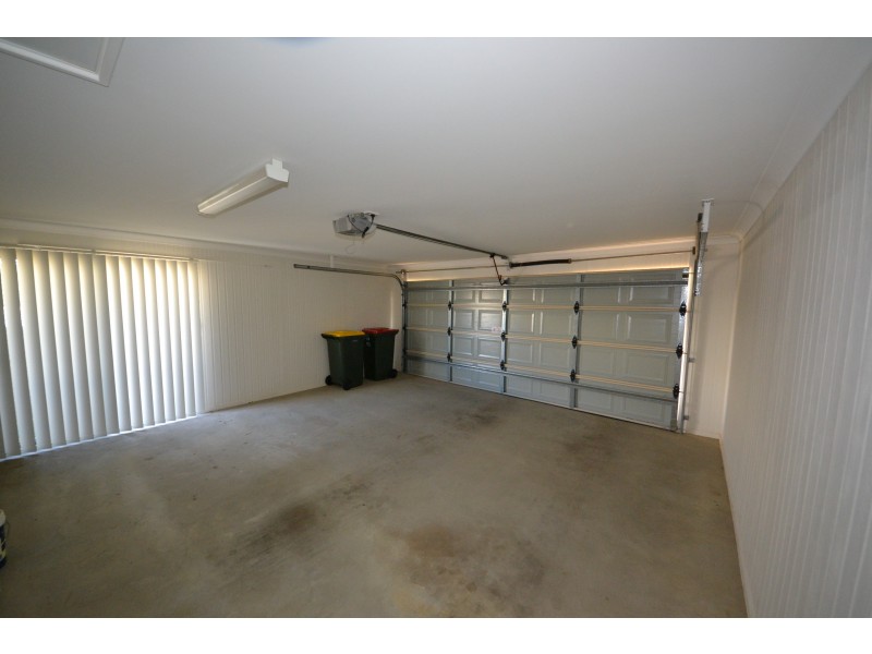 15 Cherryfield Rd, Gracemere QLD 4702