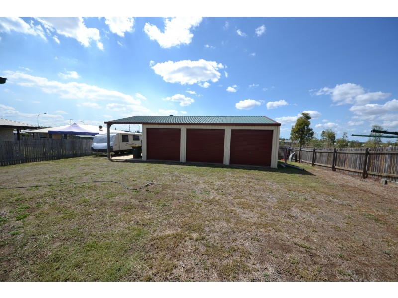 49 Cherryfield Rd, Gracemere QLD 4702
