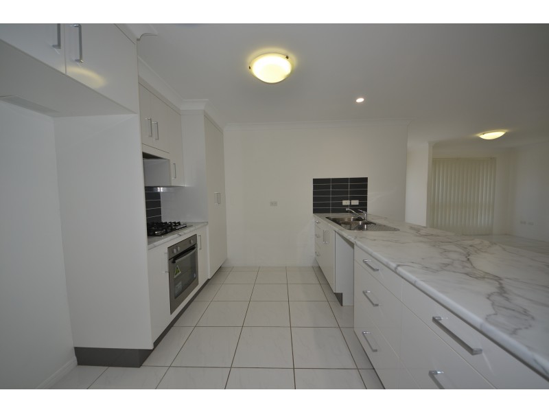 49 Cherryfield Rd, Gracemere QLD 4702