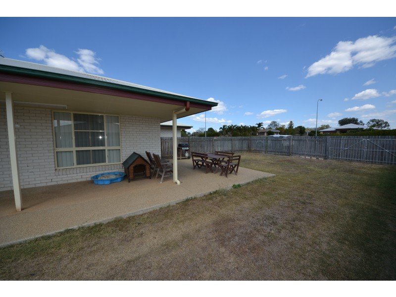 49 Cherryfield Rd, Gracemere QLD 4702