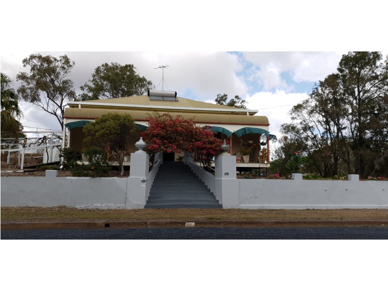 16 Morgan St, Mount Morgan QLD 4714