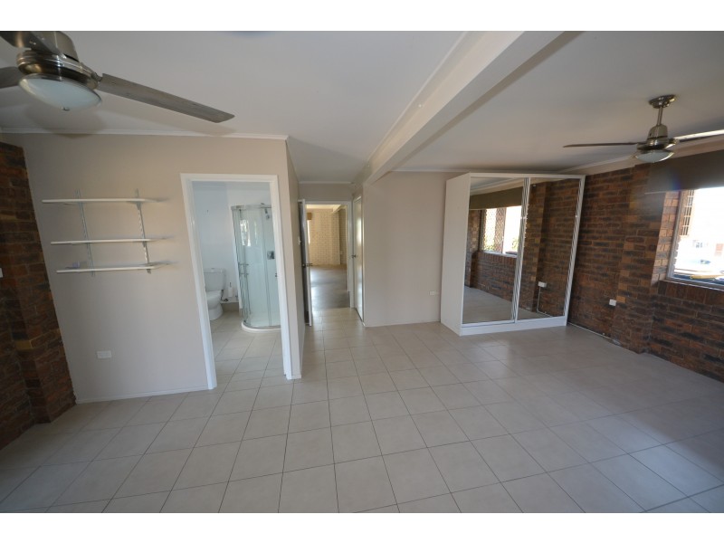 19 Reservoir Street, Gracemere QLD 4702