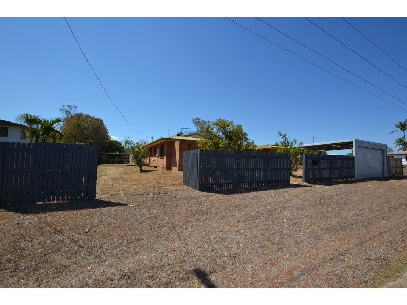 54 Elizabeth St, Gracemere QLD 4702