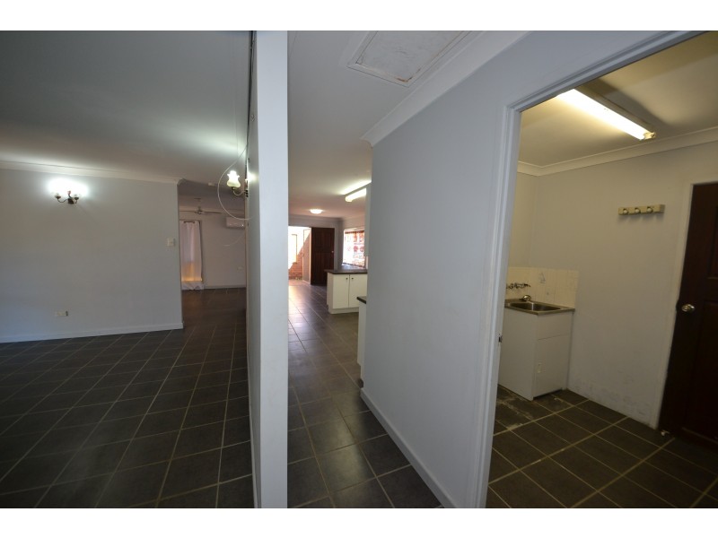 54 Elizabeth St, Gracemere QLD 4702