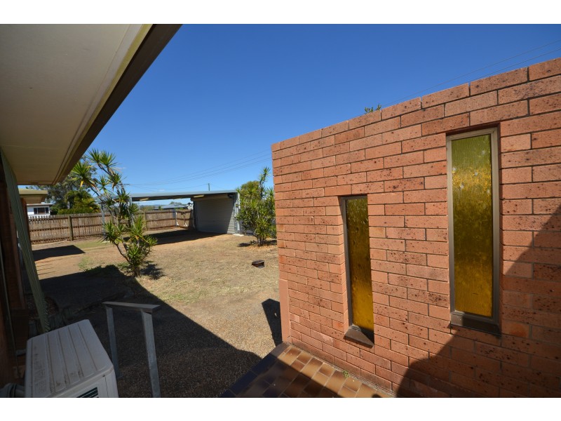 54 Elizabeth St, Gracemere QLD 4702