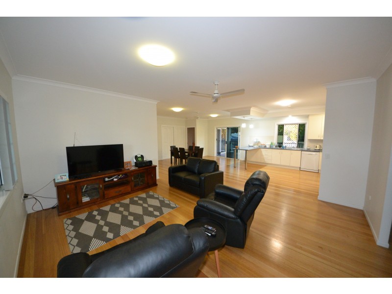 6 Richmont Drive, Bouldercombe QLD 4702