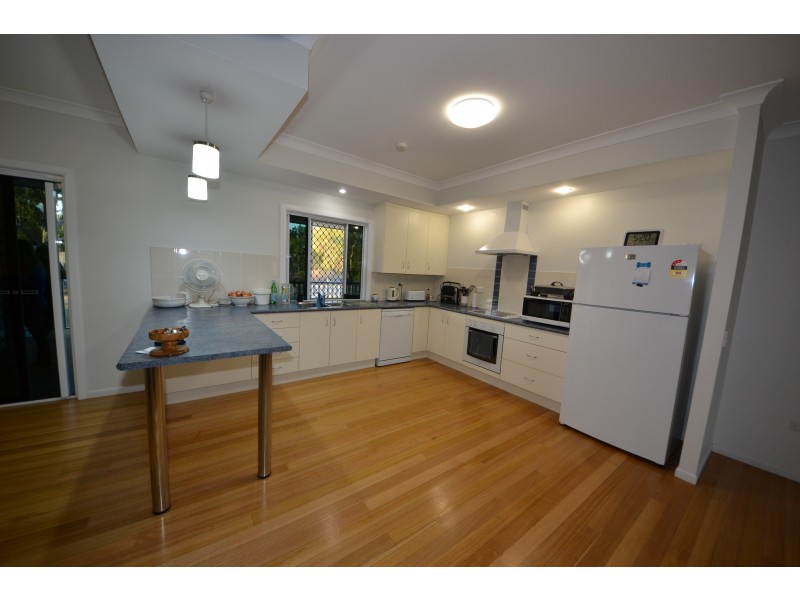 6 Richmont Drive, Bouldercombe QLD 4702
