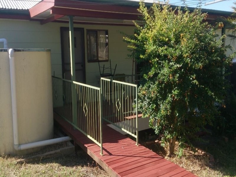 46 Hall Street, Mount Morgan QLD 4714