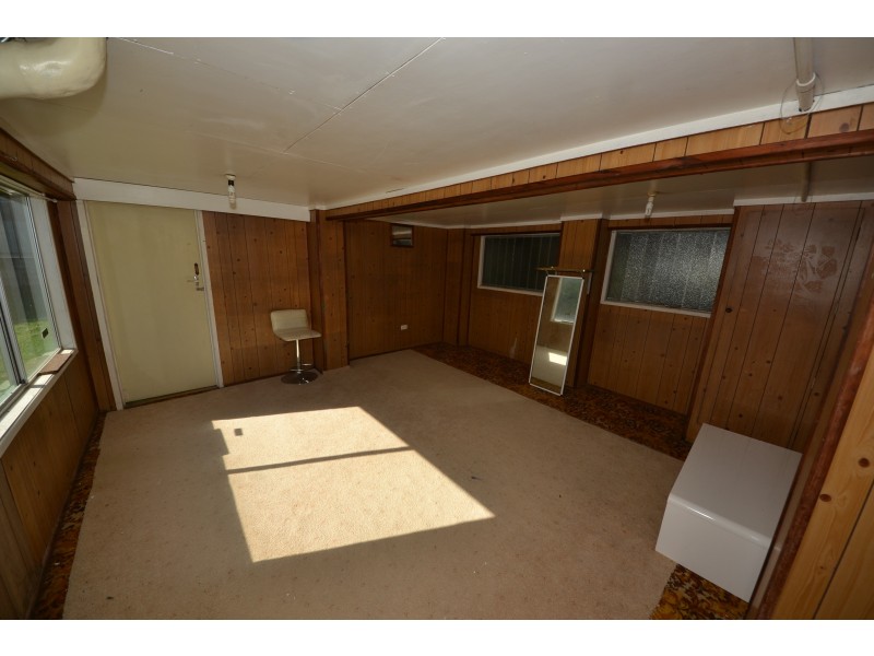 25 Lawrie St, Gracemere QLD 4702