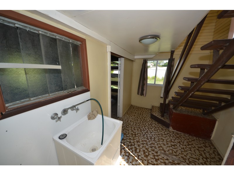 25 Lawrie St, Gracemere QLD 4702
