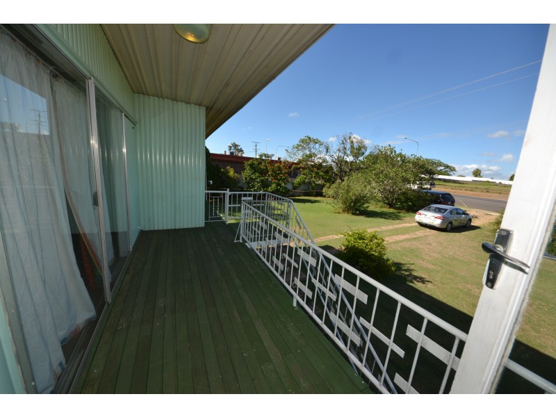 25 Lawrie St, Gracemere QLD 4702
