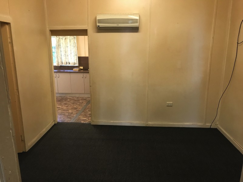 38 Gordon Street, Mount Morgan QLD 4714