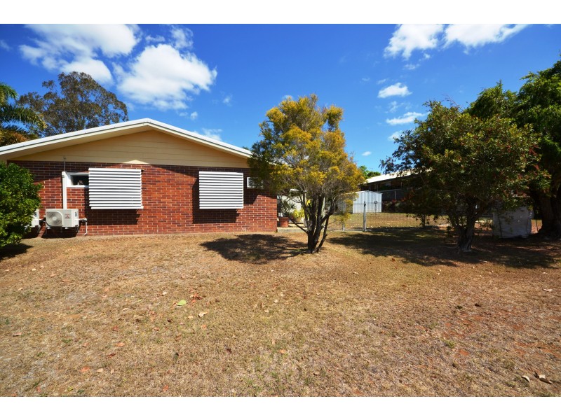 17 Archer Rd, Gracemere QLD 4702