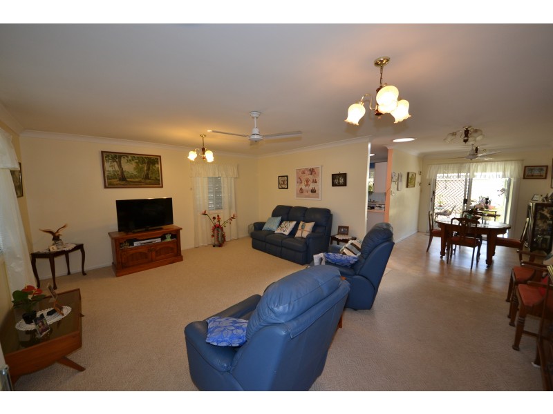 17 Archer Rd, Gracemere QLD 4702