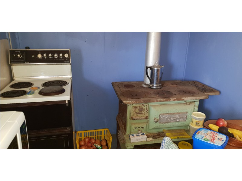 74 Darcy St, Mount Morgan QLD 4714