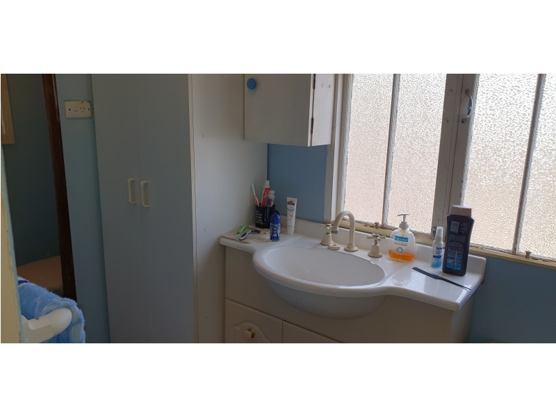 74 Darcy St, Mount Morgan QLD 4714